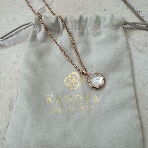 Kendra Scott Necklace